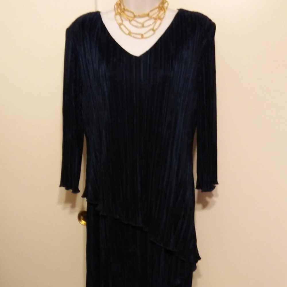 3/$15 CLOSET CLOSING FORMAL BLUE DRESS